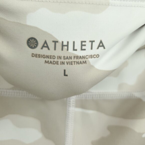 Athleta Camo Contender 7/8 Tight Camo Legging L White/Tan - Picture 3 of 16